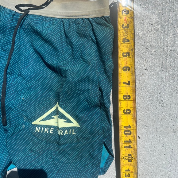 Nike running shorts - Picture 4 of 5